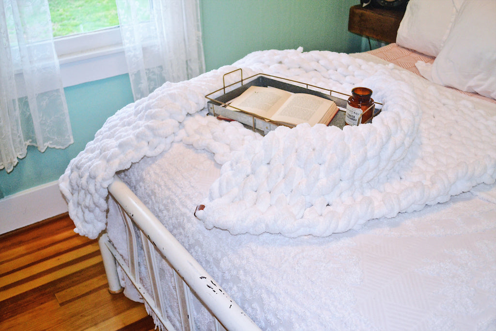 White Chunky Knit Chenille Blanket – Handmade Cozy Throw