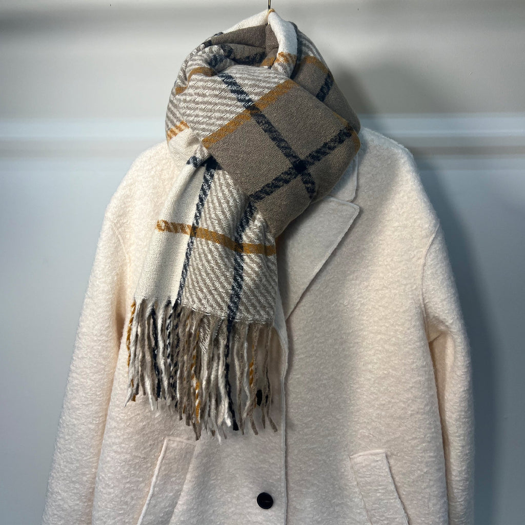 Beige Plaid Scarf for Women – Soft & Cozy Winter Wrap