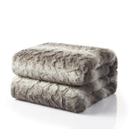 Tache Silver Snow Giraffe Faux Fur Throw Blanket (DY16)
